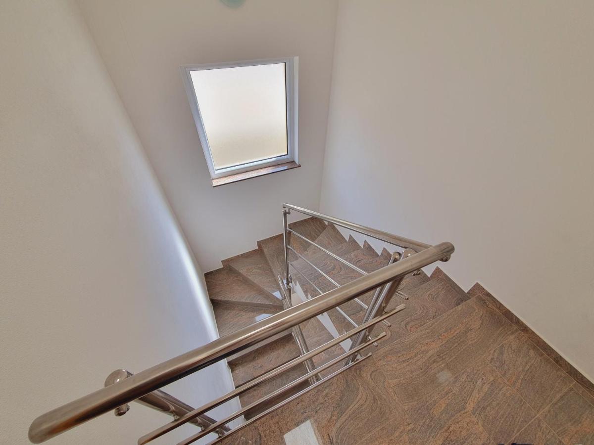 Apartman Mila Barbat na Rabu Экстерьер фото